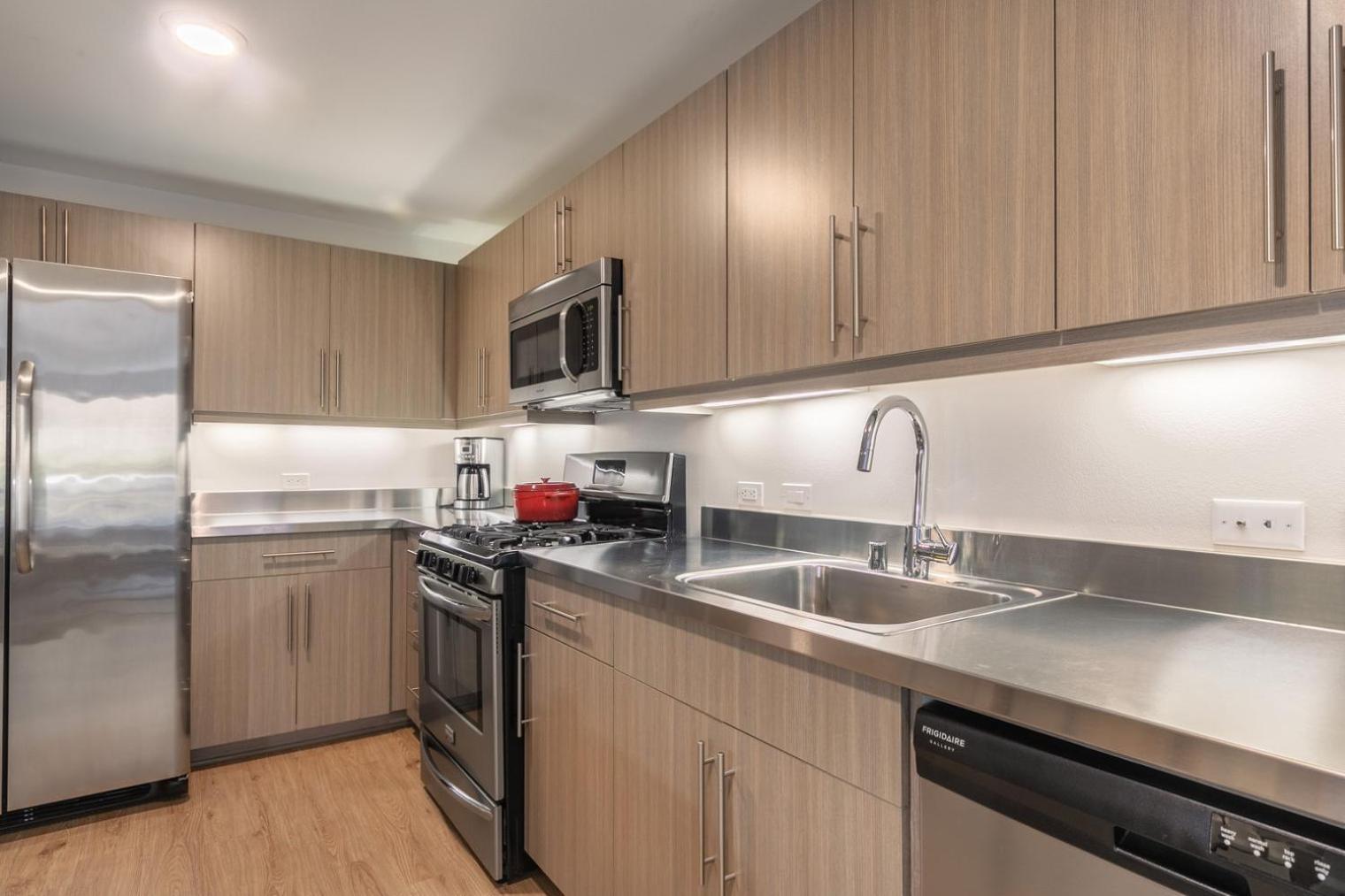 Playa Vista 1br W Pool Gyms Nr The 405 Lax-212 Los Angeles